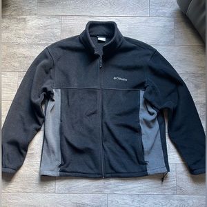Columbia Sweater Zip Up